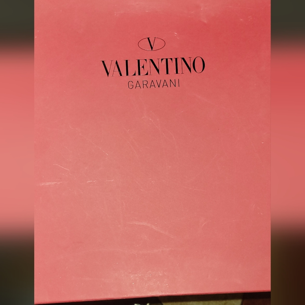 Awesome awesome awesome pair of fashionable boots